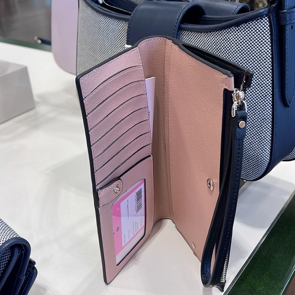 Kate Spade Spencer Continental Wristlet 
Black
NWT - Picture 16 of 16